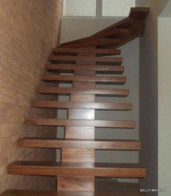 Escada de madeira maciça 8cm de prancha | Bella Madera Escadas